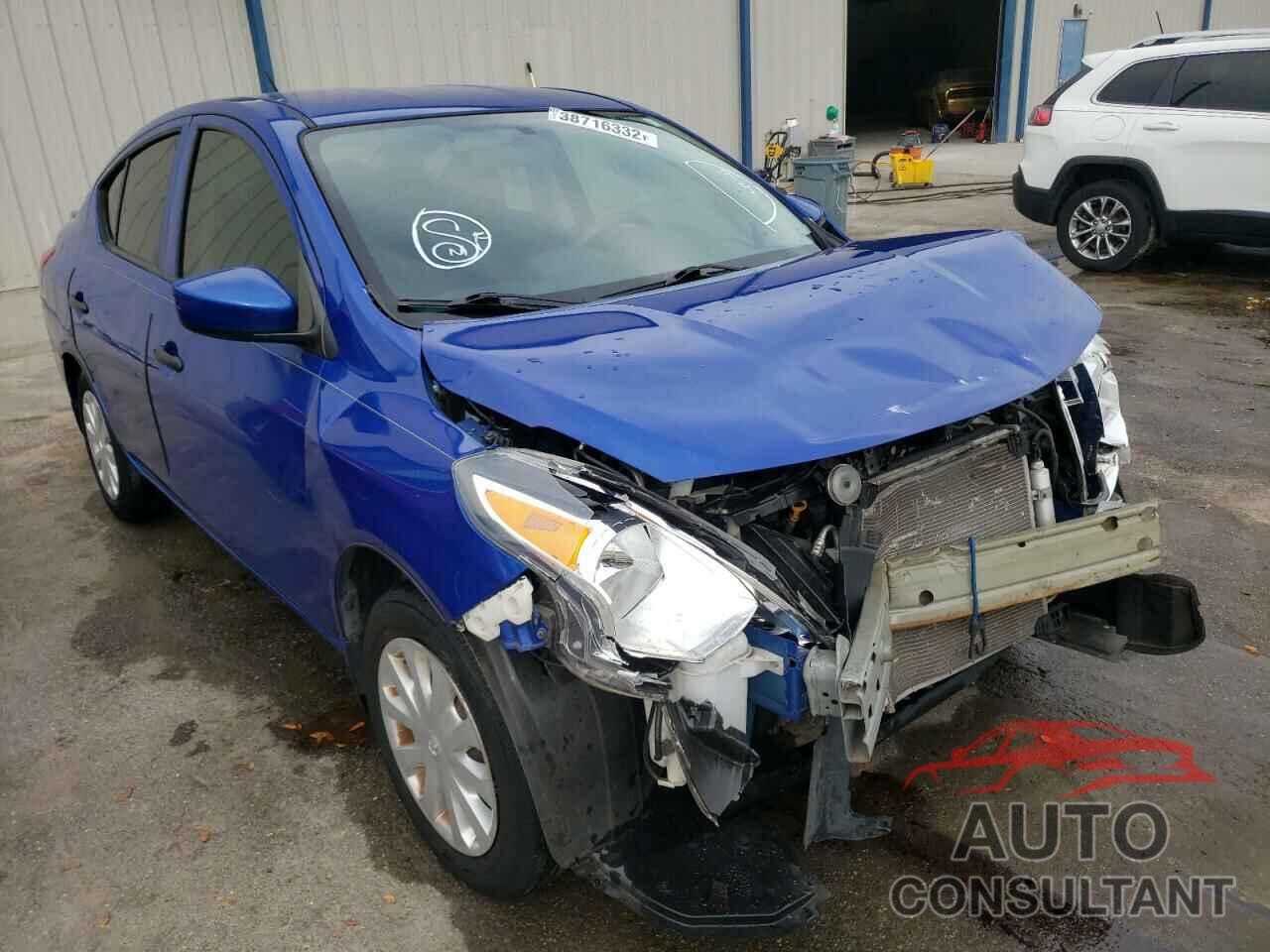 NISSAN VERSA 2017 - 3N1CN7AP4HL849360