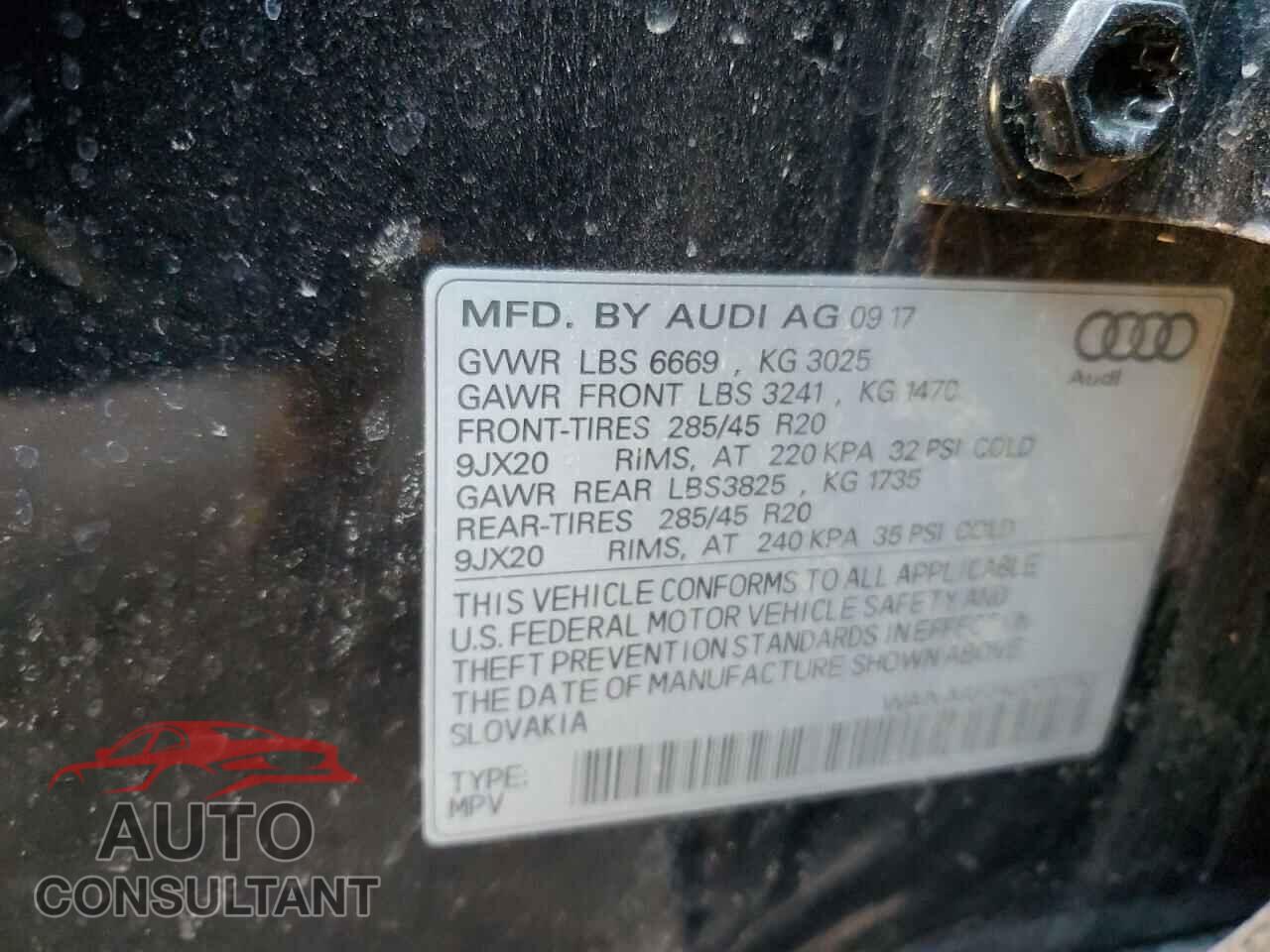 AUDI Q7 2018 - WA1VAAF74JD012153