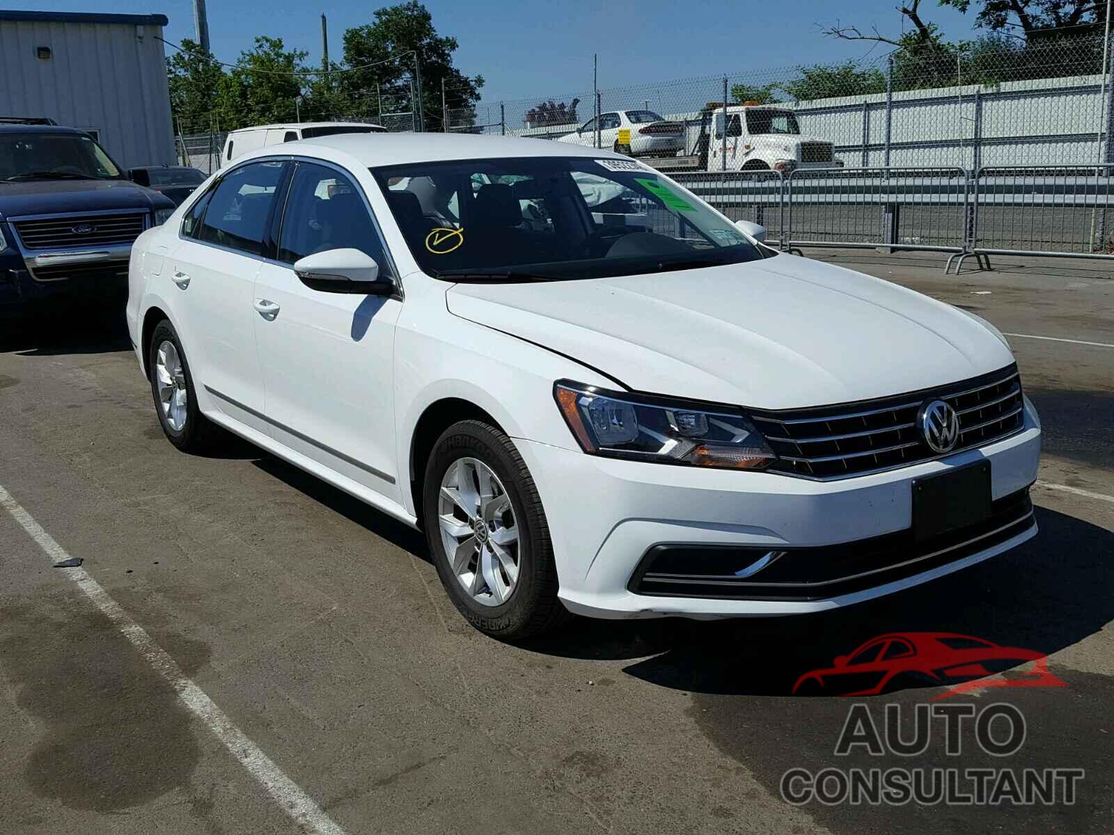VOLKSWAGEN PASSAT 2017 - 1VWAT7A30HC067556