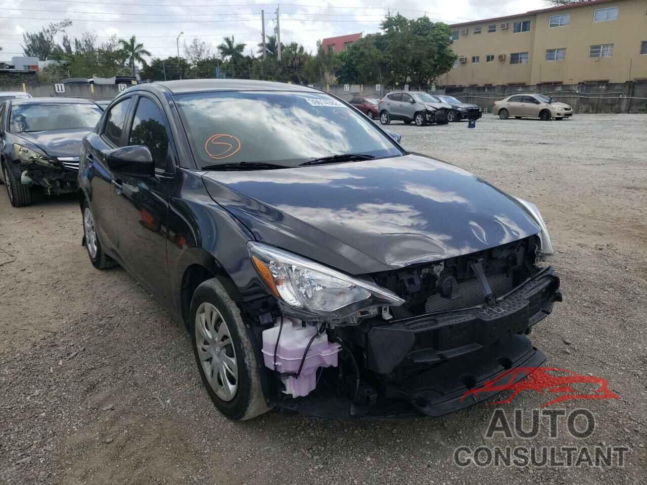 TOYOTA YARIS 2019 - 3MYDLBYVXKY528112