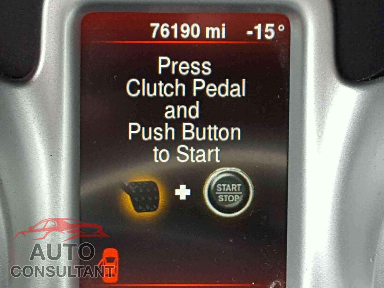 DODGE JOURNEY 2015 - 3C4PDCAB9FT521380
