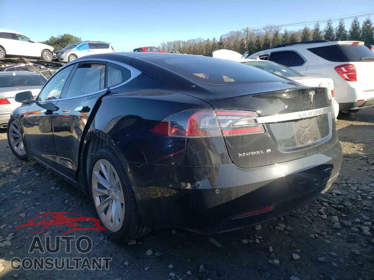 TESLA MODEL S 2018 - 5YJSA1E26JF297817