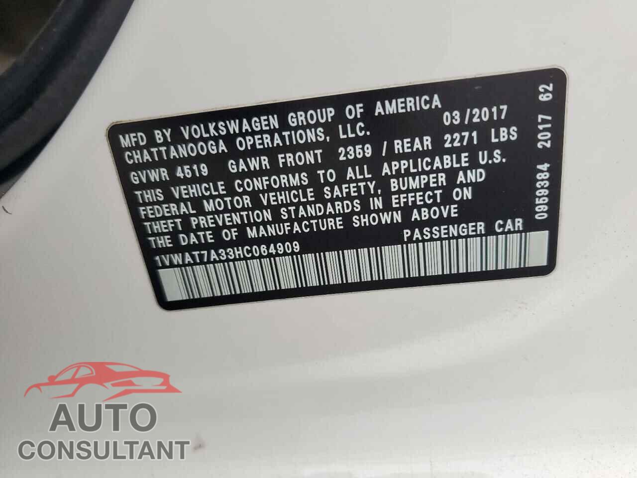 VOLKSWAGEN PASSAT 2017 - 1VWAT7A33HC064909