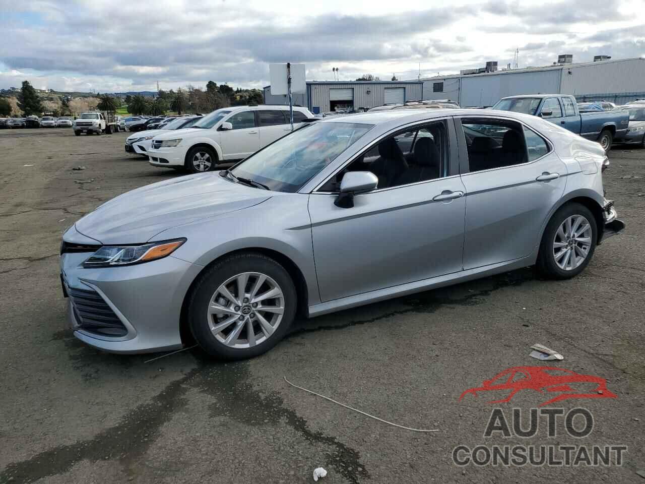 TOYOTA CAMRY 2021 - 4T1C11AK1MU541696