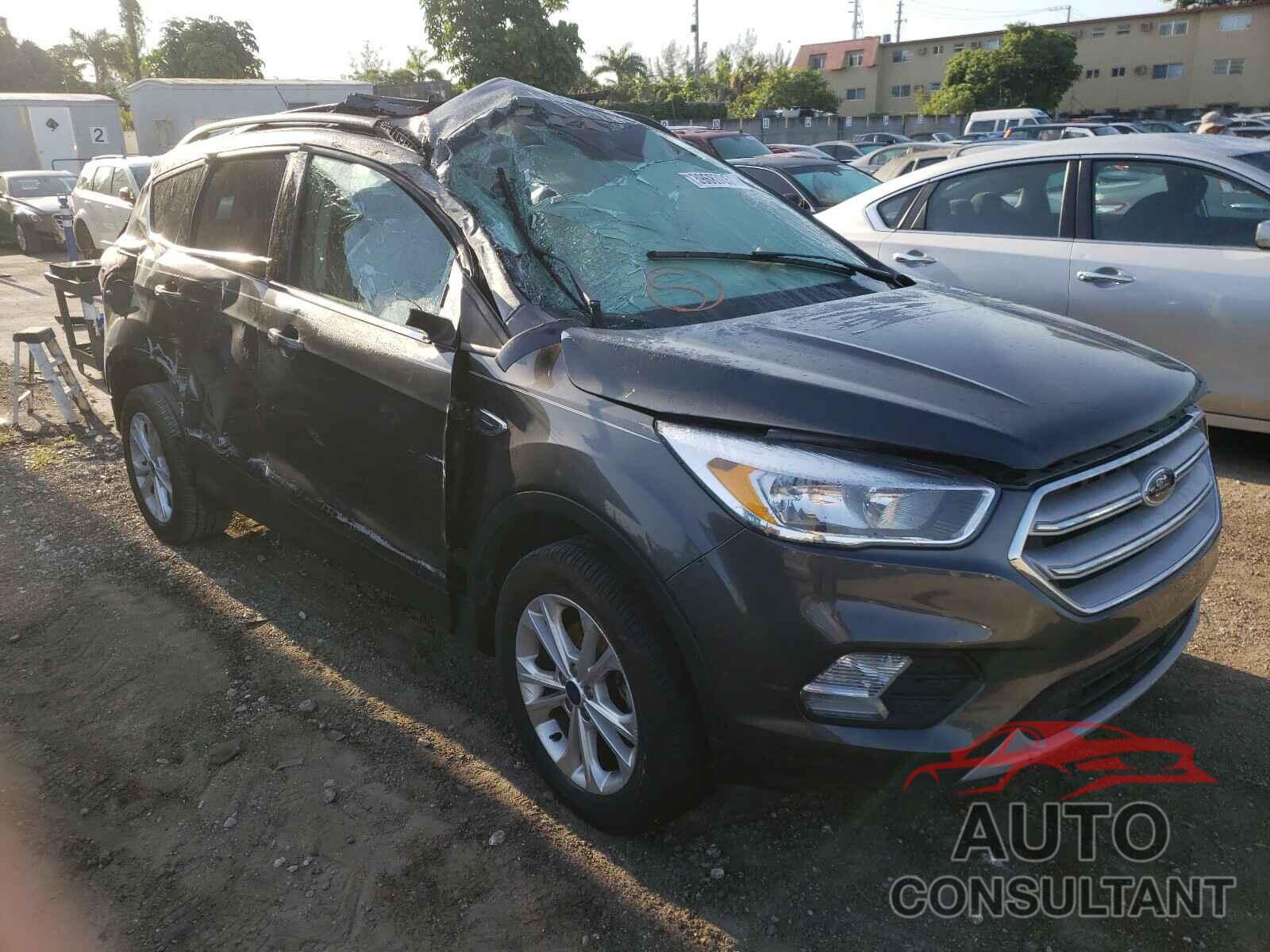 FORD ESCAPE 2018 - 1FMCU0GD5JUA73168