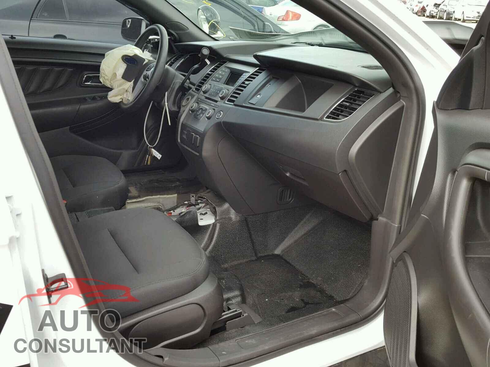 FORD TAURUS 2016 - 1FAHP2MK7GG132217