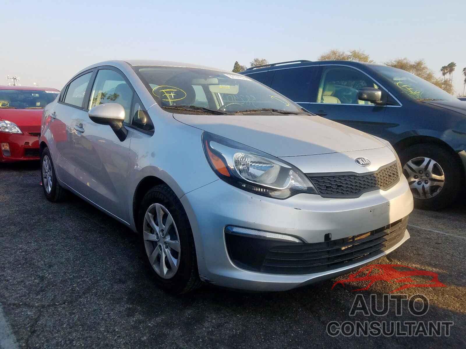 KIA RIO 2016 - 5YFBURHE7KP930214