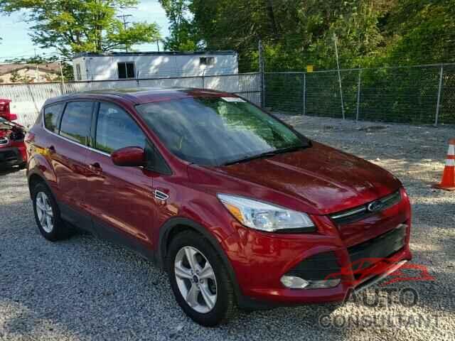 FORD ESCAPE 2015 - 1FMCU0GX0FUC23852