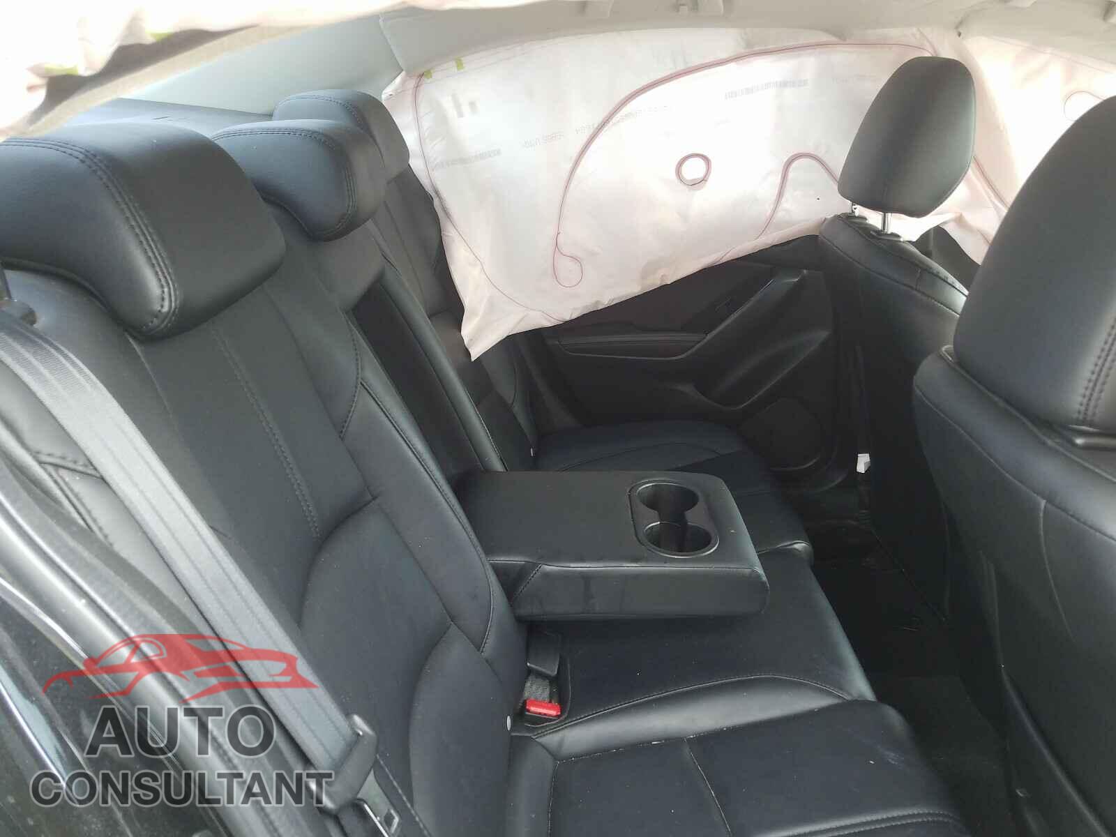 MAZDA 3 2017 - 4T1BF1FK7HU644911