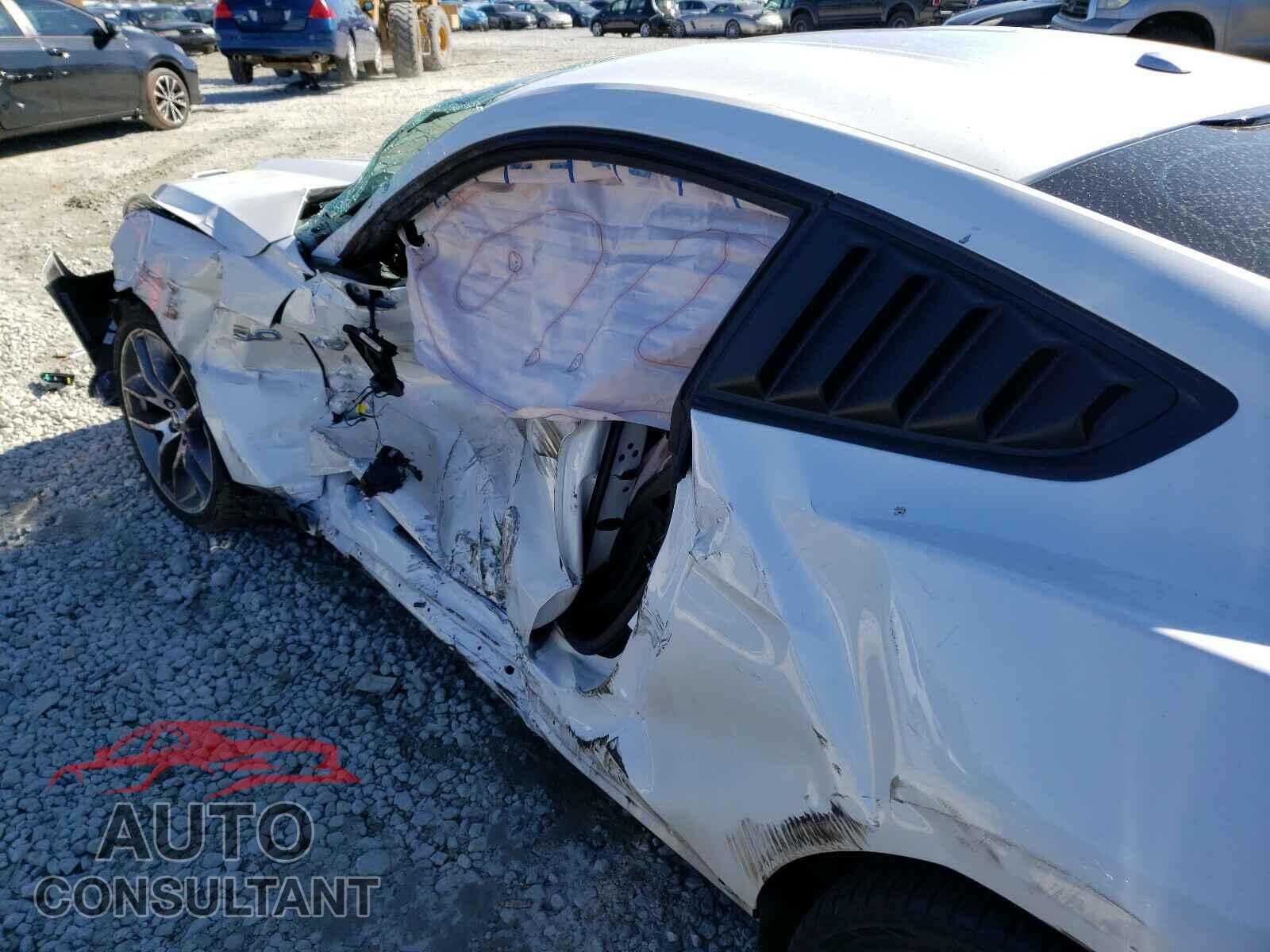 FORD MUSTANG 2017 - 1FA6P8CF8H5270280