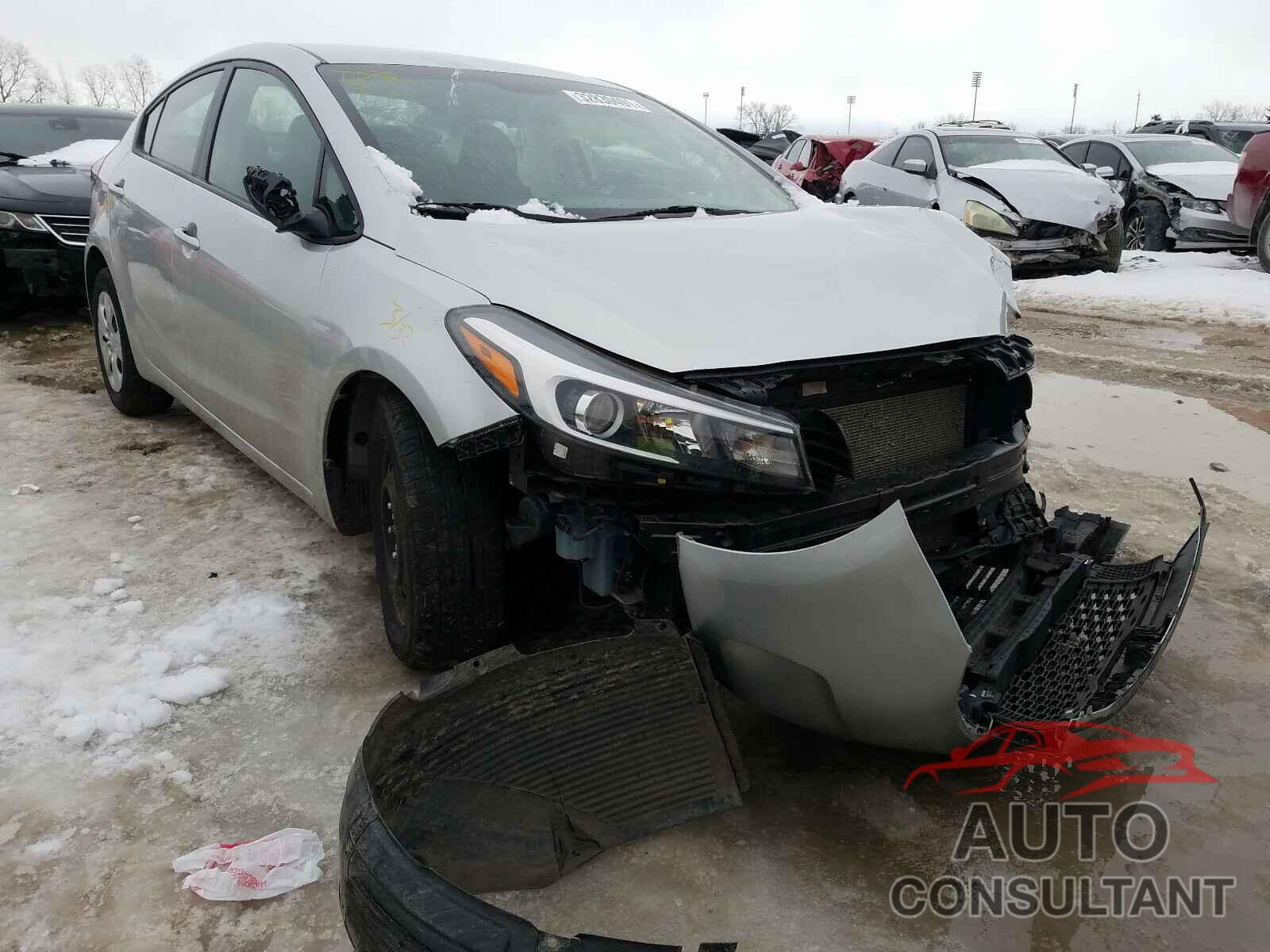 KIA FORTE 2018 - 3KPFK4A77JE234264
