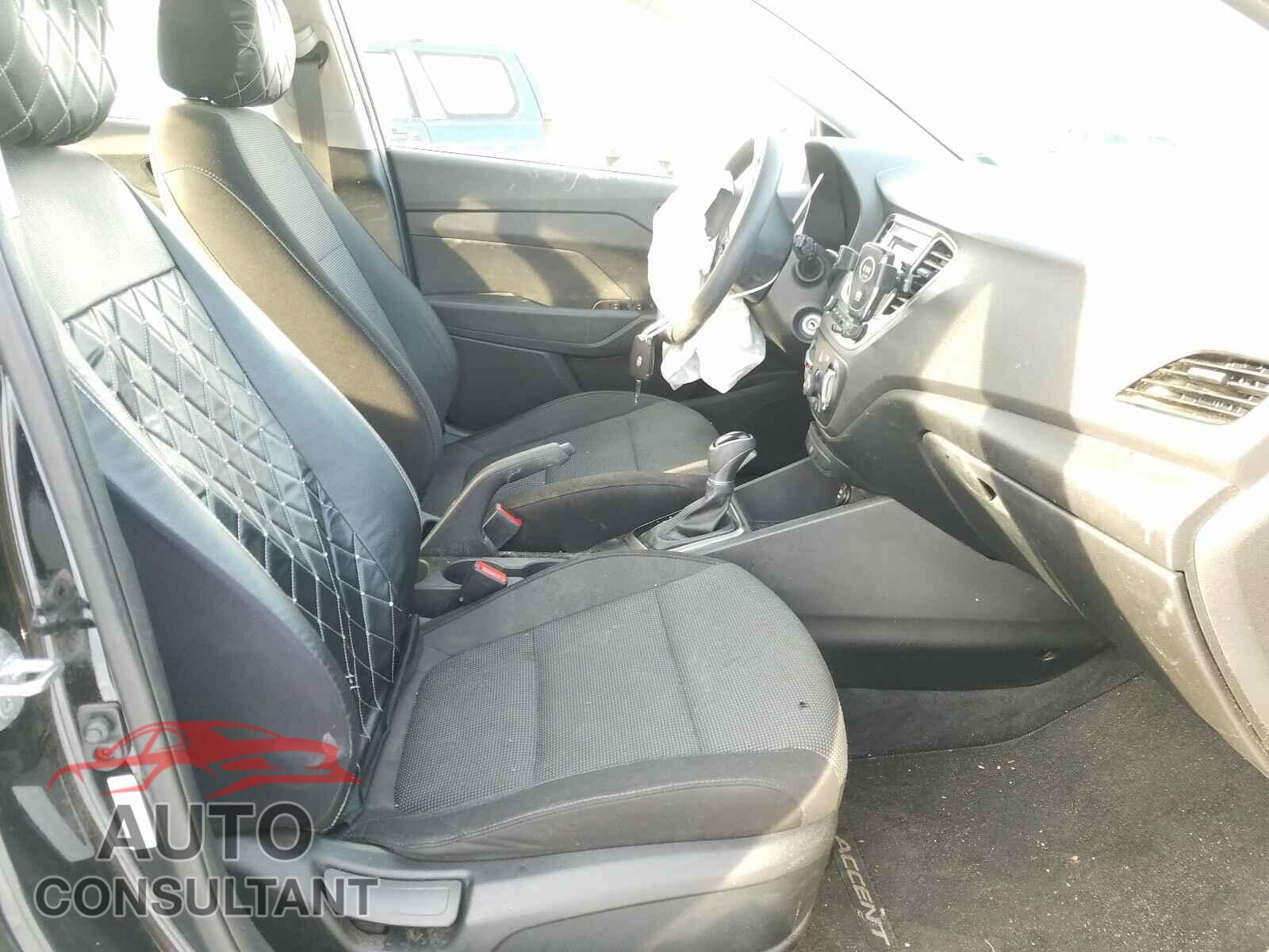 HYUNDAI ACCENT 2018 - 3KPC24A37JE012968