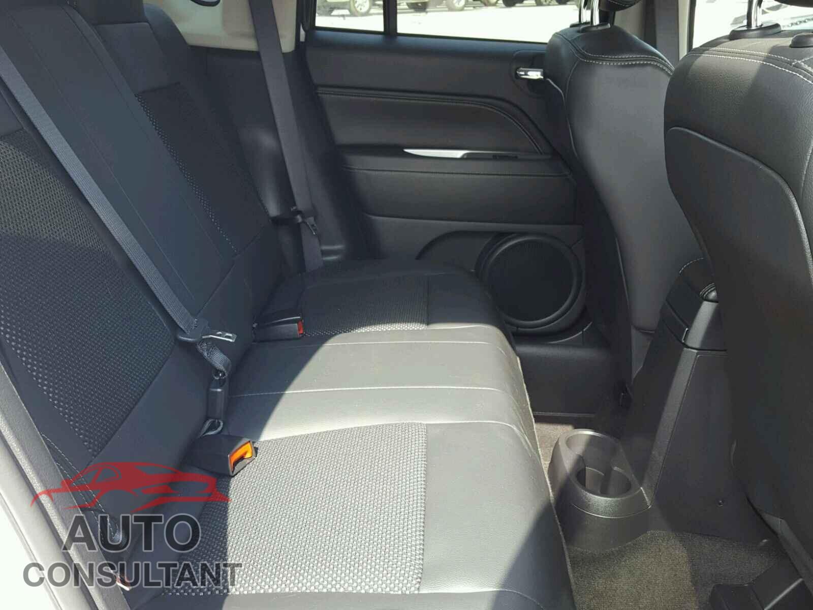 JEEP COMPASS LA 2017 - 1C4NJCEA4HD212894