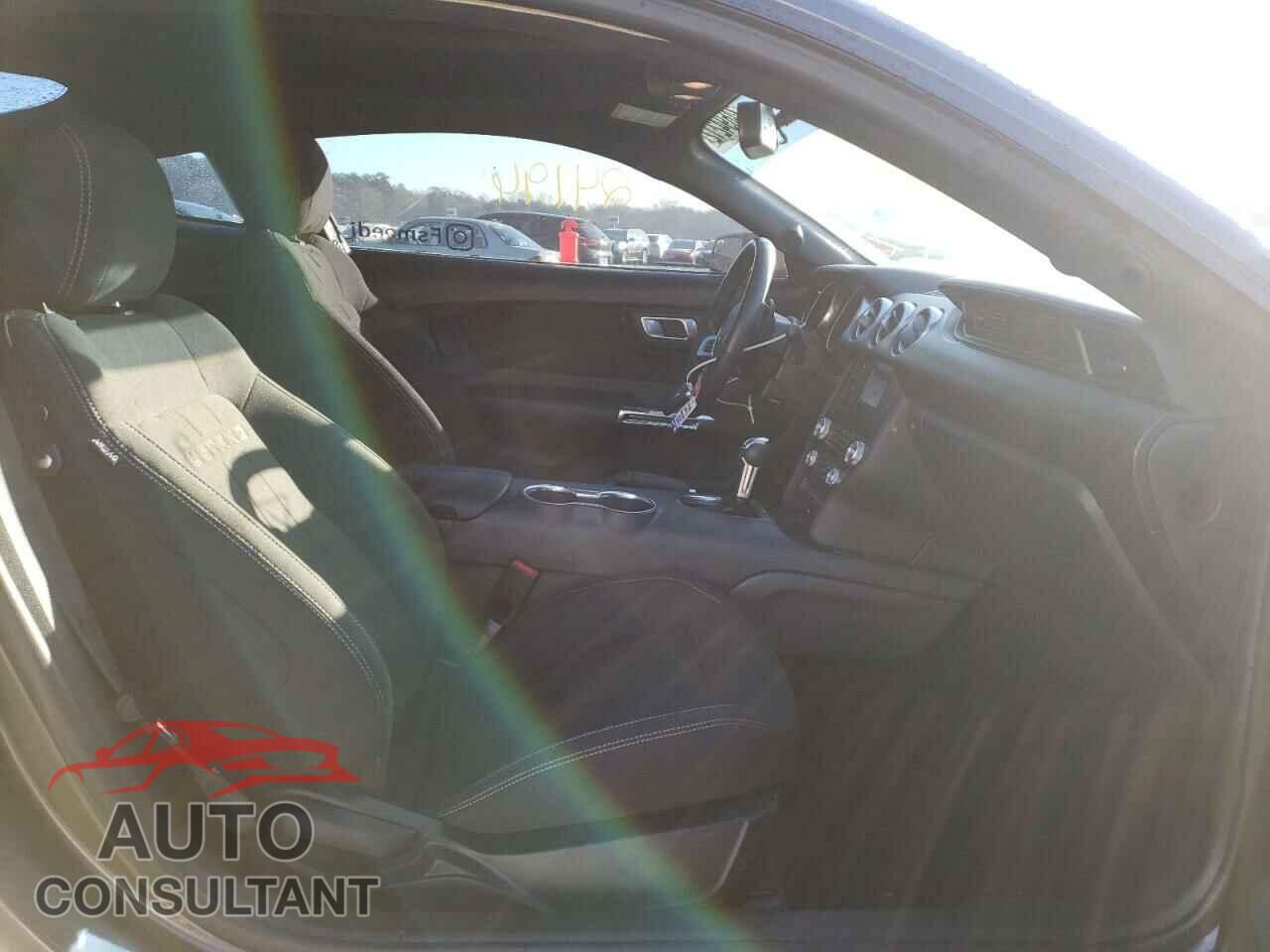 FORD MUSTANG 2020 - 1FA6P8TH5L5170986
