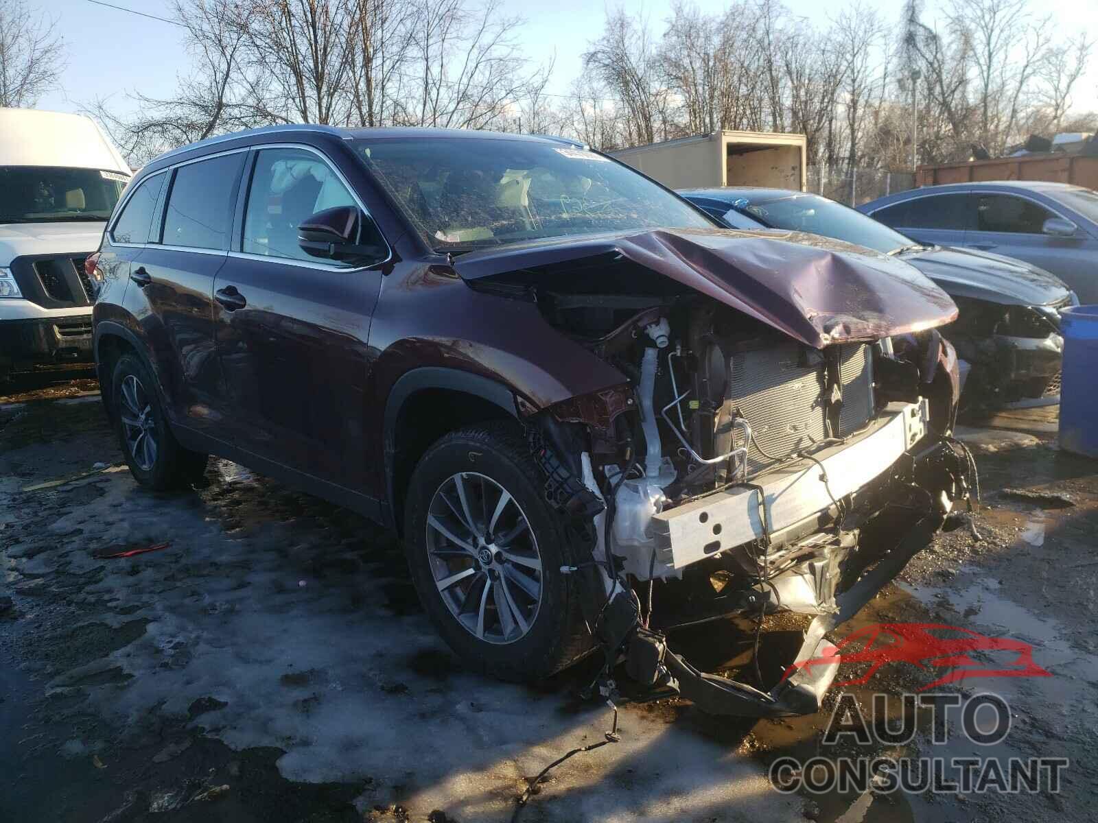 TOYOTA HIGHLANDER 2019 - 5TDJZRFH1KS994590