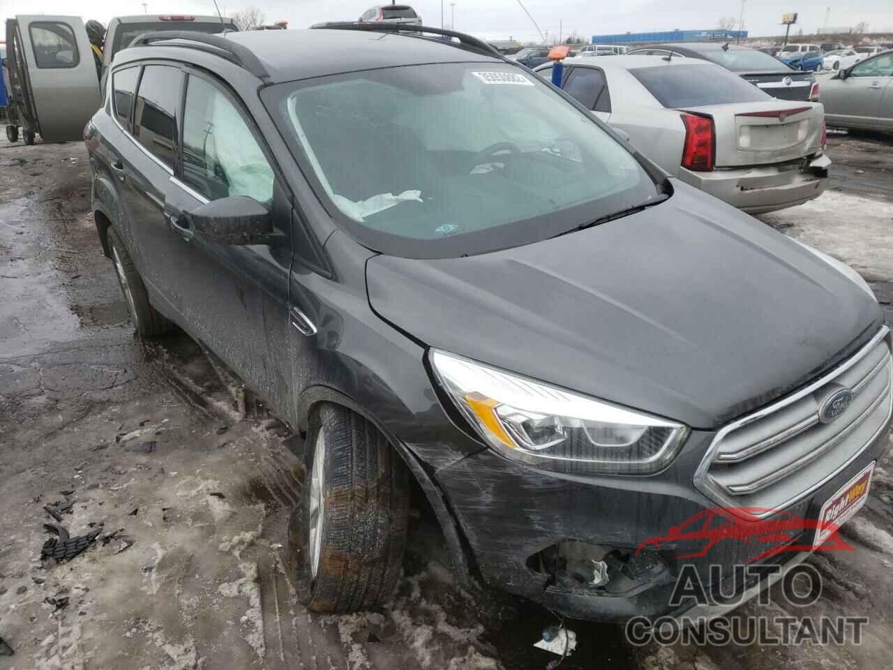 FORD ESCAPE 2017 - 1FMCU9GD5HUC55810