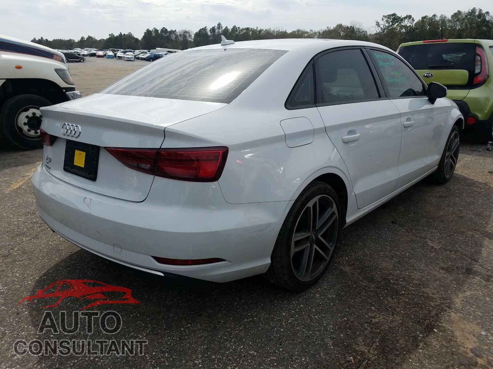 AUDI A3 2017 - WAUAUGFF7H1063337