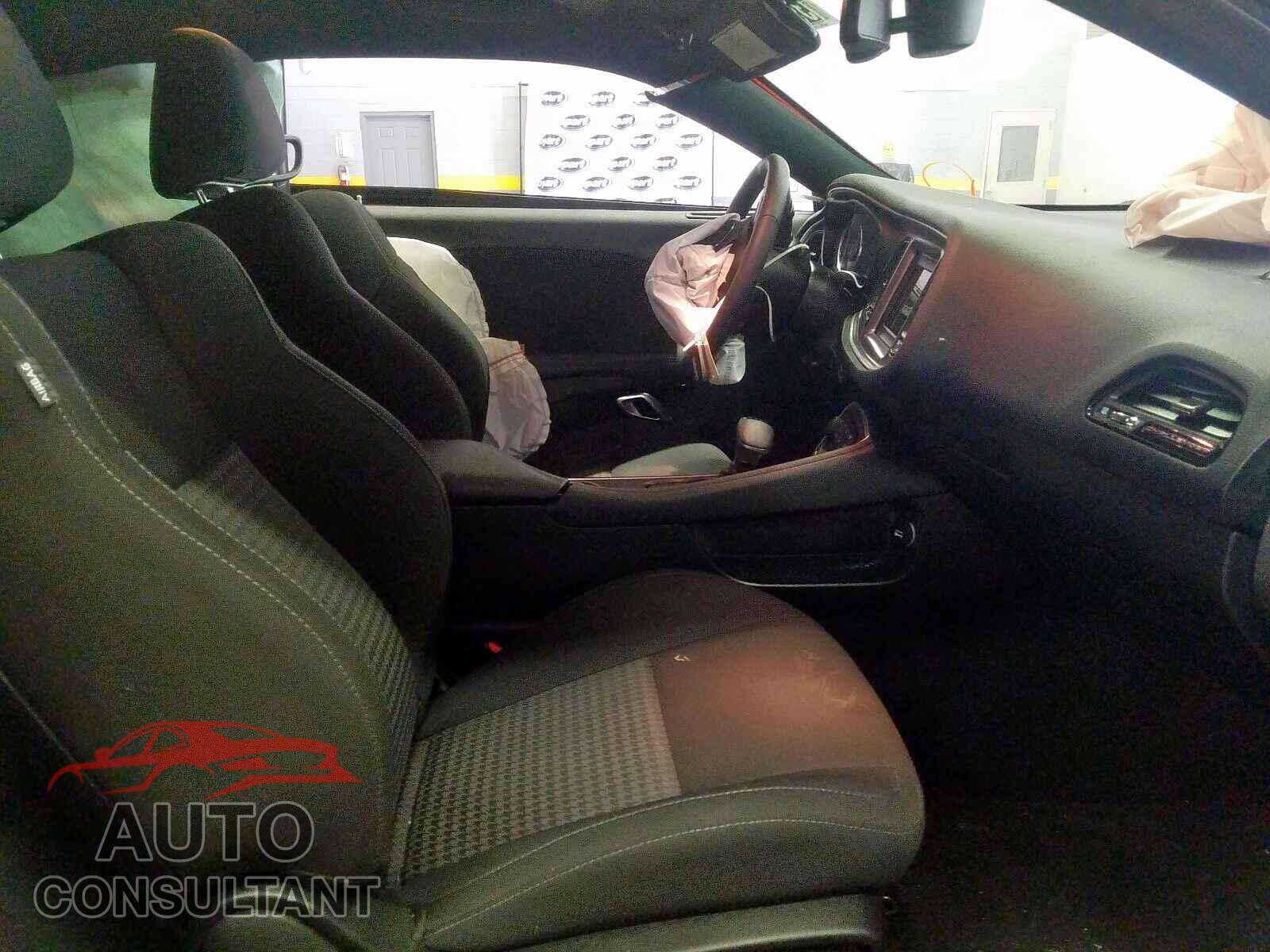 DODGE CHALLENGER 2019 - 2C3CDZBT2KH739113