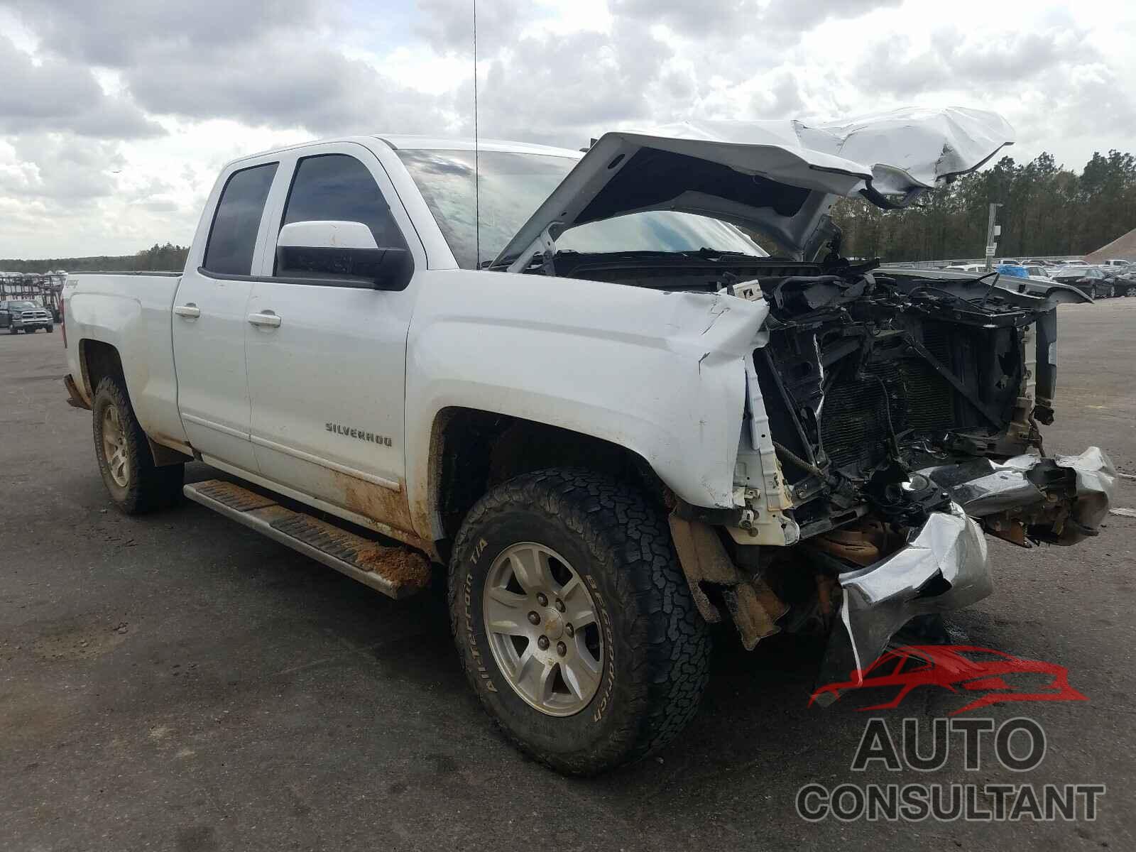 CHEVROLET SILVERADO 2018 - 1GCVKREC5JZ179866