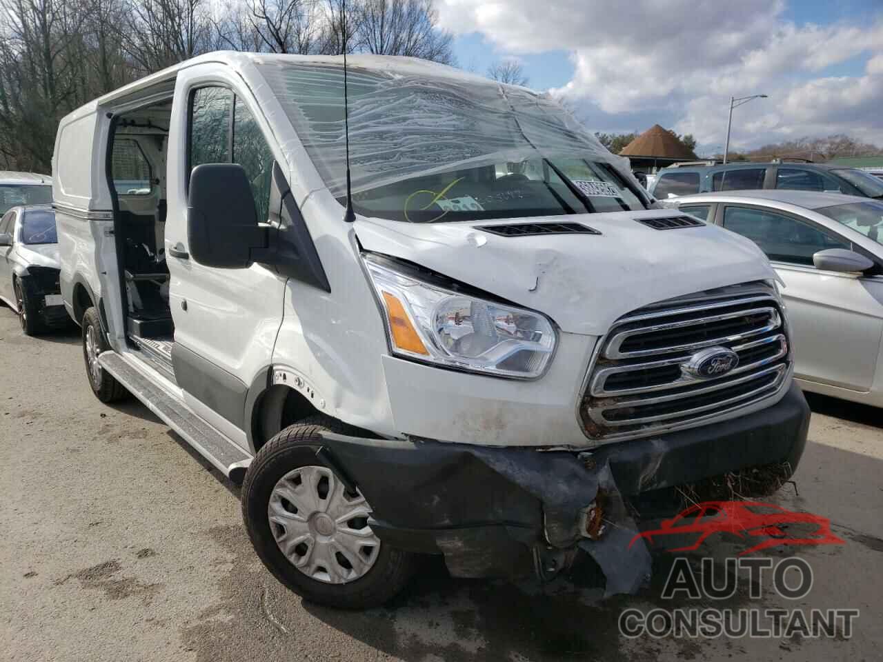 FORD TRANSIT CO 2019 - 1FTYR1YM7KKB34565