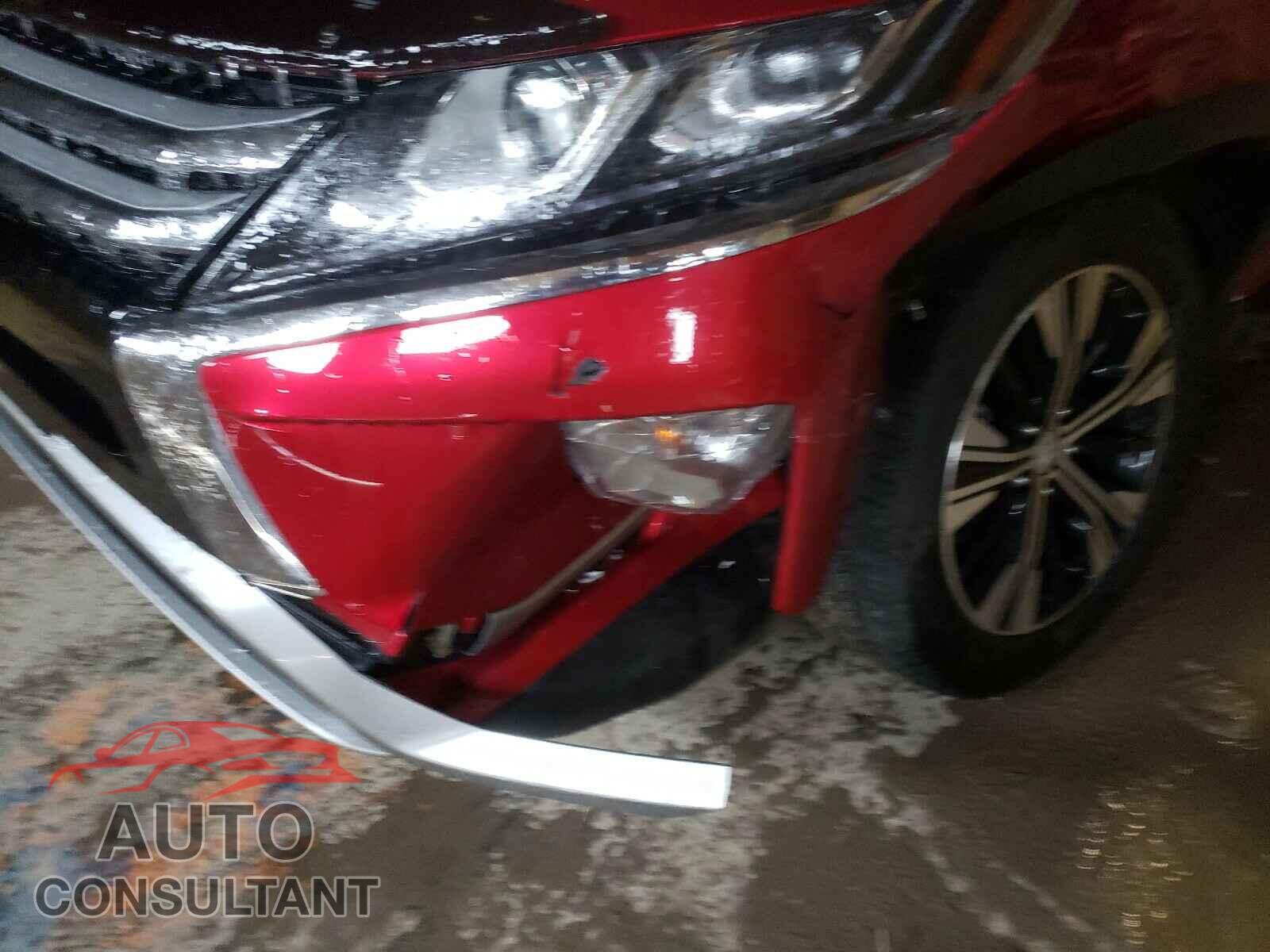 MITSUBISHI ECLIPSE 2018 - JA4AT5AA5JZ047595