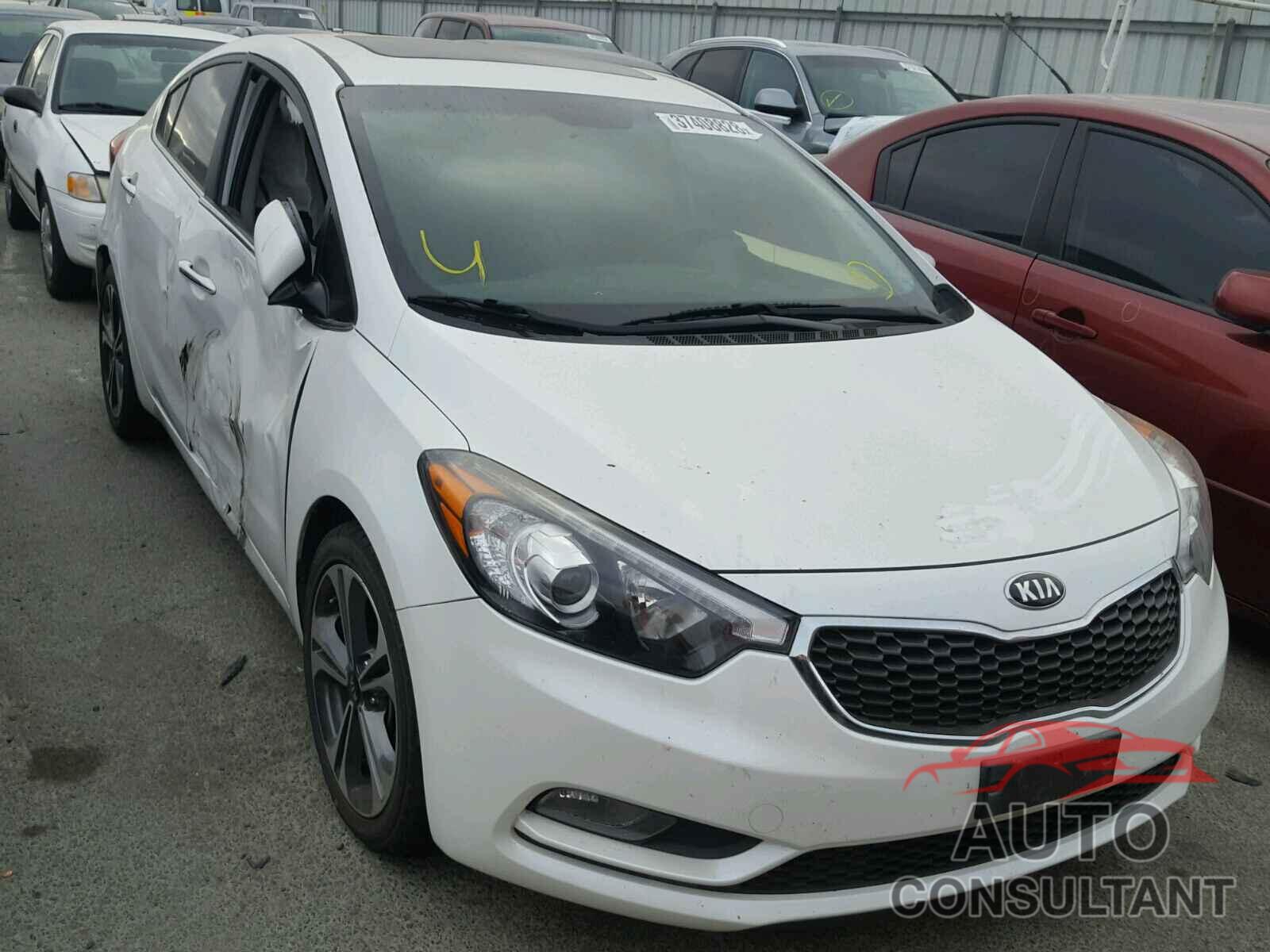 KIA FORTE 2015 - KNAFZ4A80F5283259
