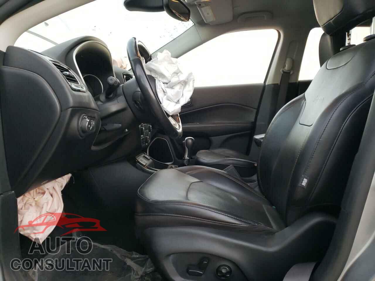 JEEP COMPASS 2020 - 3C4NJCCB6LT128669