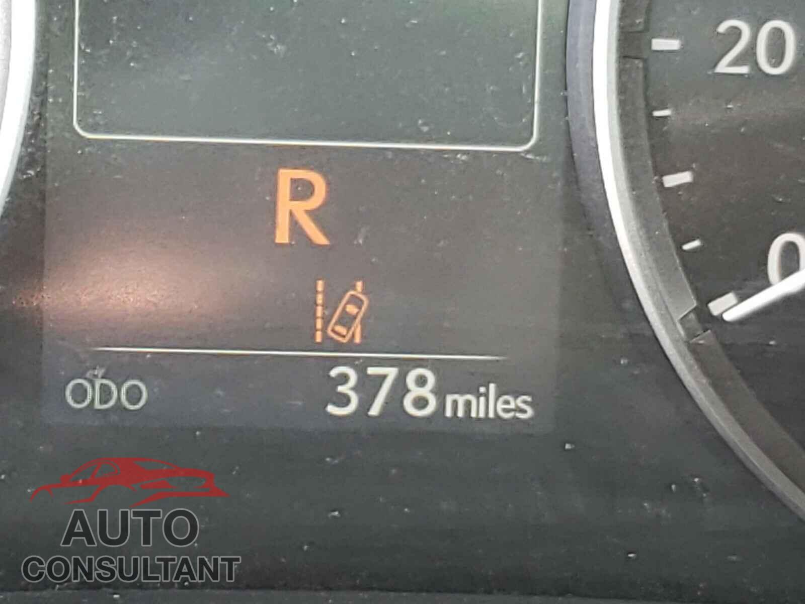 LEXUS IS 2021 - JTHCA1D28M5110197