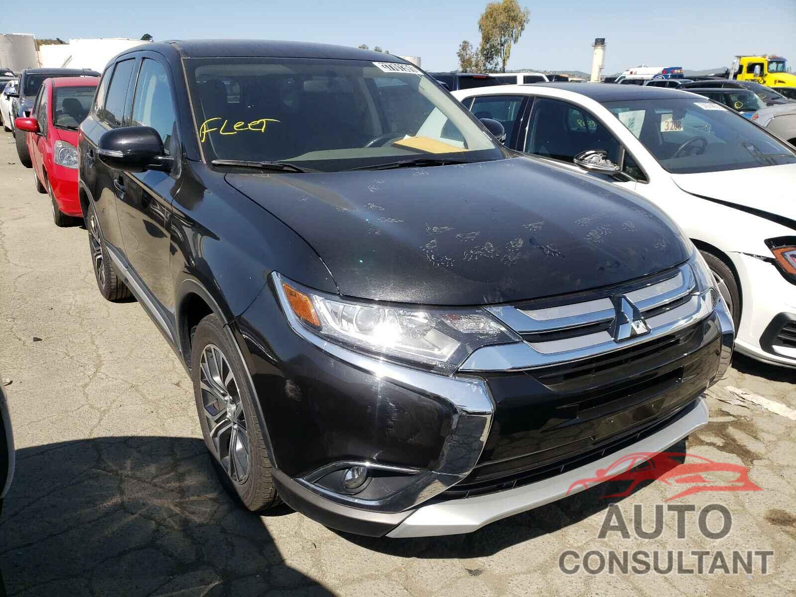 MITSUBISHI OUTLANDER 2018 - JA4AD3A32JJ004978