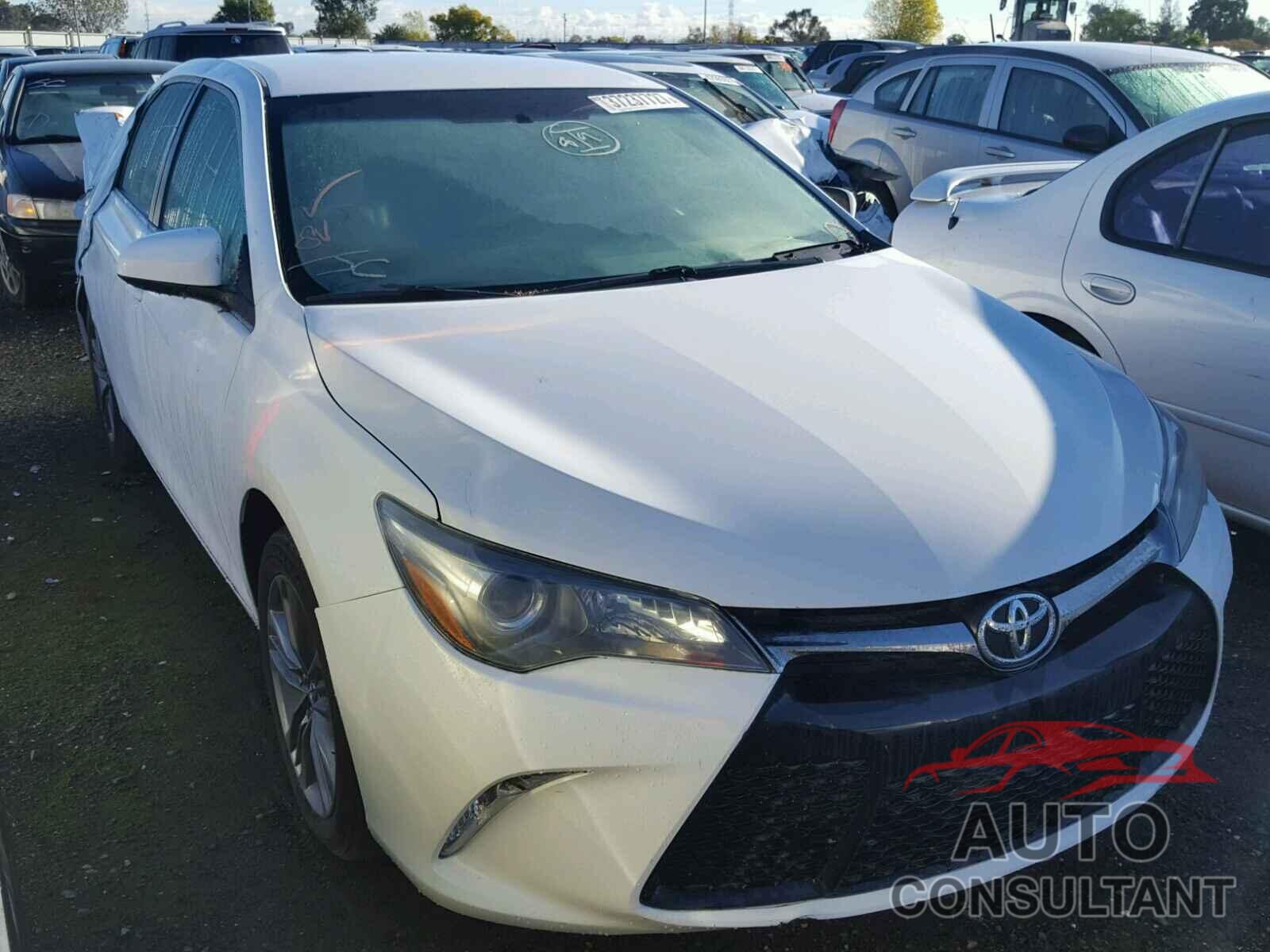 TOYOTA CAMRY 2015 - 4T1BF1FK0FU872925