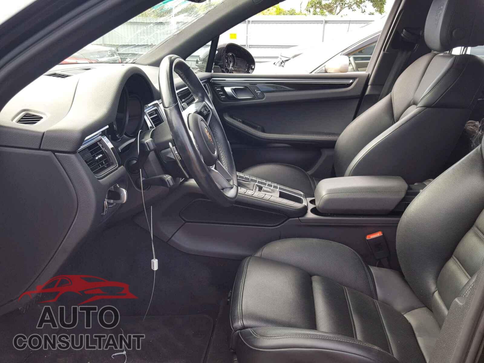 PORSCHE MACAN 2015 - WP1AB2A5XFLB50367