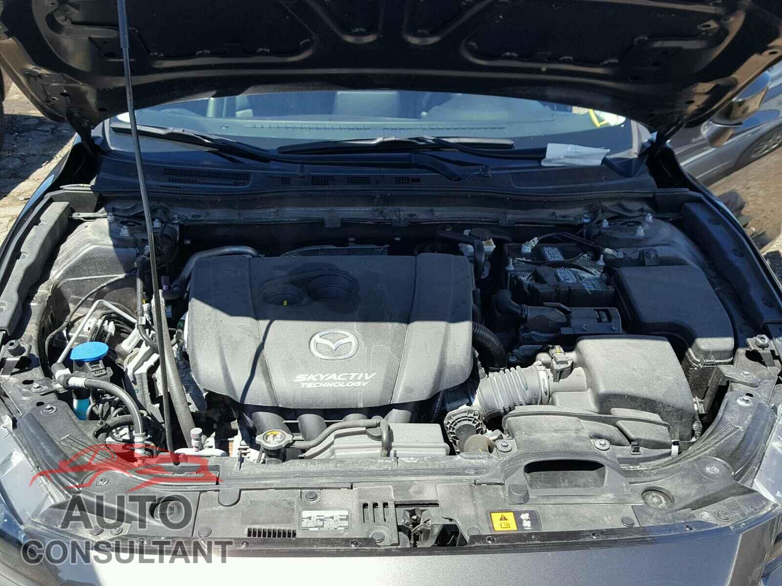 MAZDA 3 2017 - 3MZBN1V72HM105926