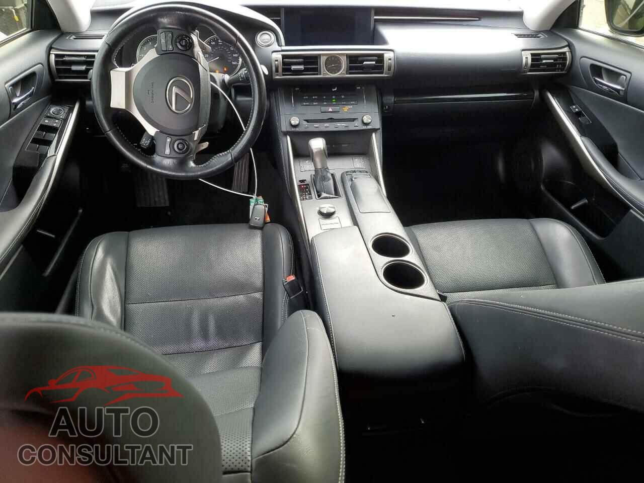LEXUS IS 2016 - JTHBA1D27G5012097