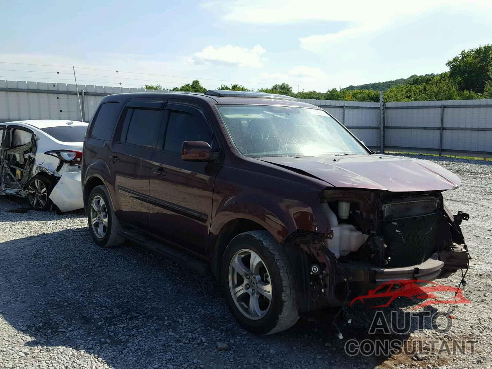 HONDA PILOT 2015 - 5FNYF3H50FB011450