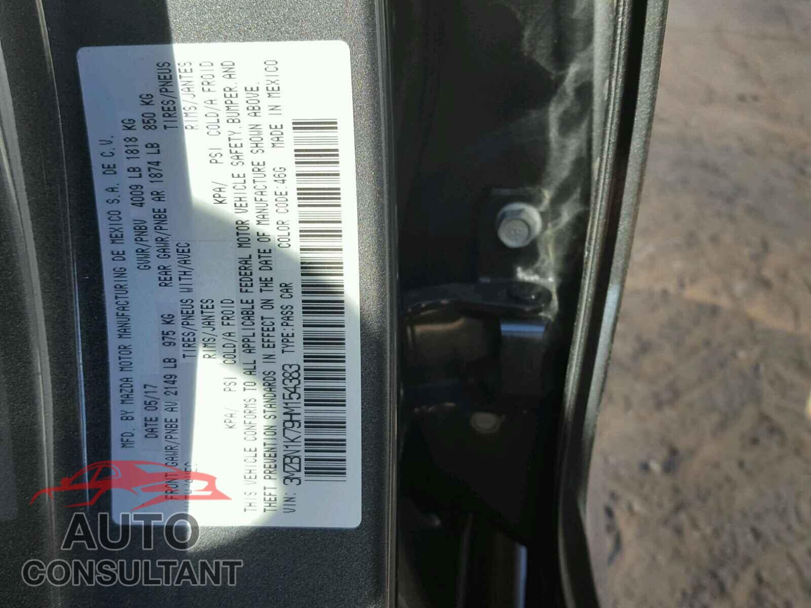 MAZDA 3 2017 - 3MZBN1K79HM154383