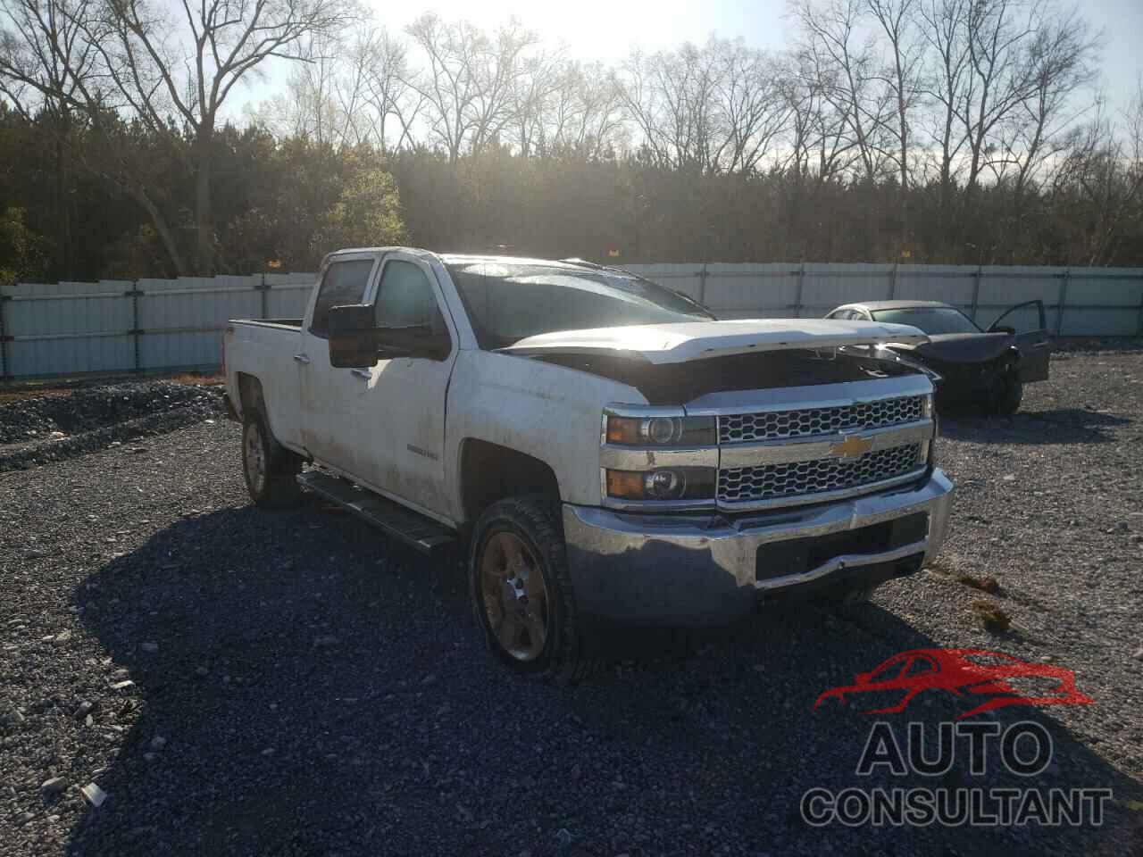 CHEVROLET SILVERADO 2019 - 1GC1KREG4KF155028