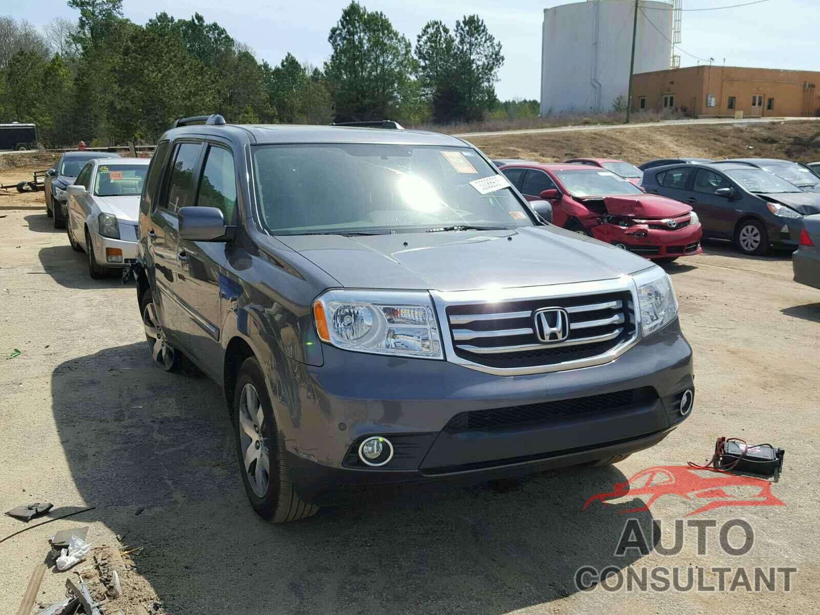 HONDA PILOT 2015 - 5FNYF4H96FB047488
