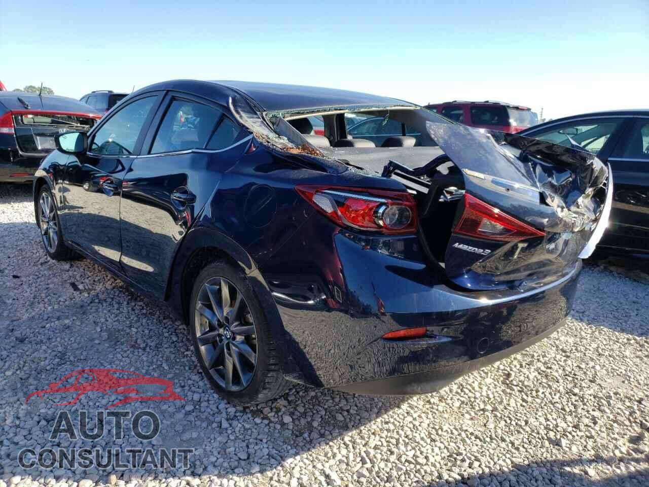 MAZDA 3 2018 - 3MZBN1V34JM253692