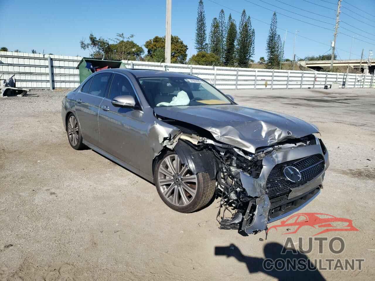 MERCEDES-BENZ E-CLASS 2021 - W1KZF5KB4MA962373