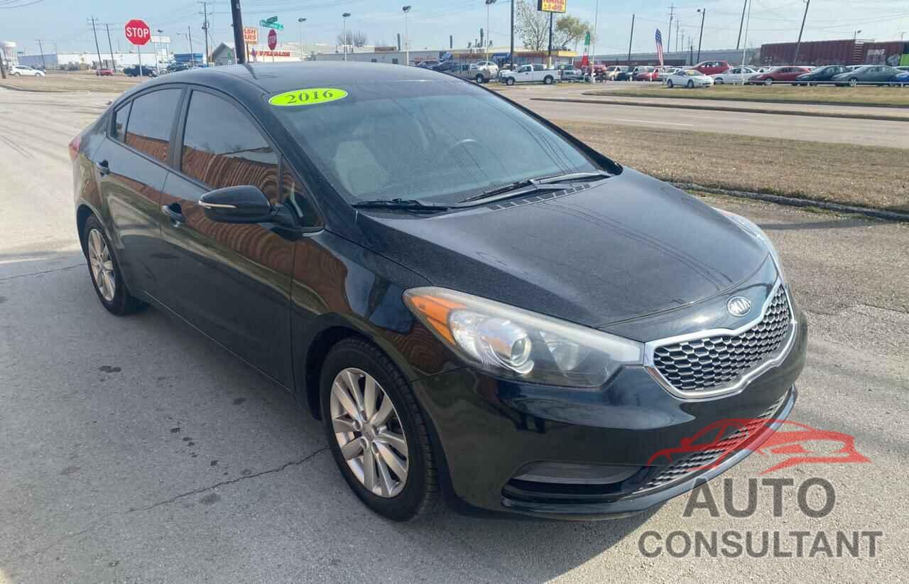 KIA FORTE 2016 - KNAFX4A69G5445749
