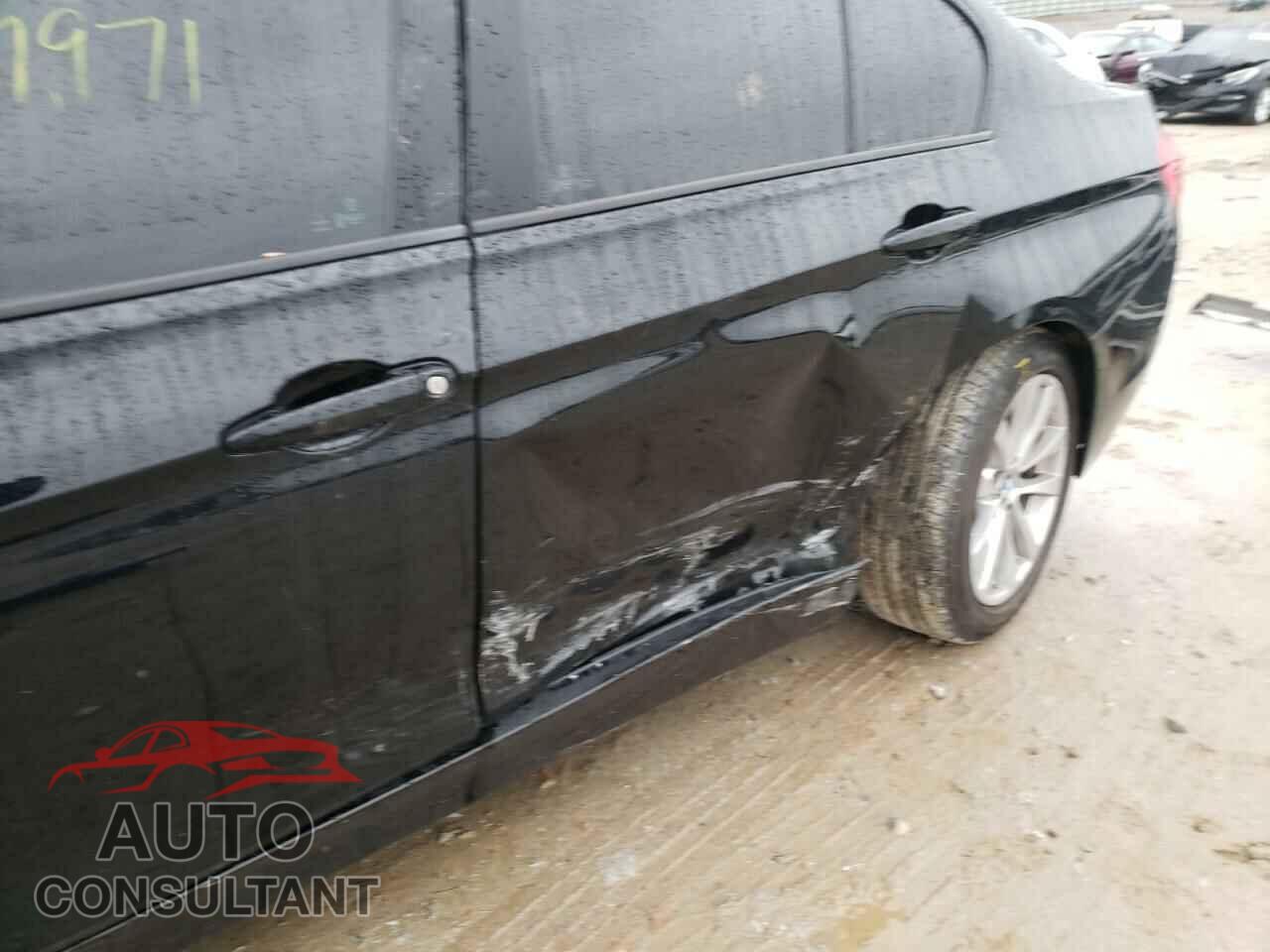 BMW 3 SERIES 2016 - WBA8E1G5XGNU10343
