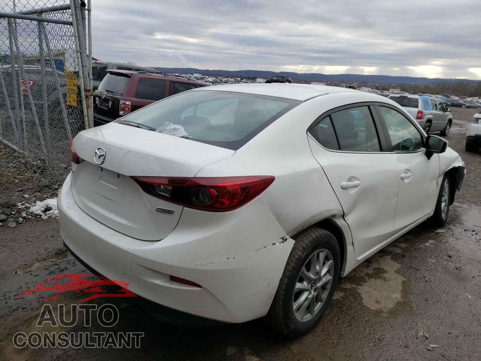 MAZDA 3 2017 - 3MZBN1U70HM132981
