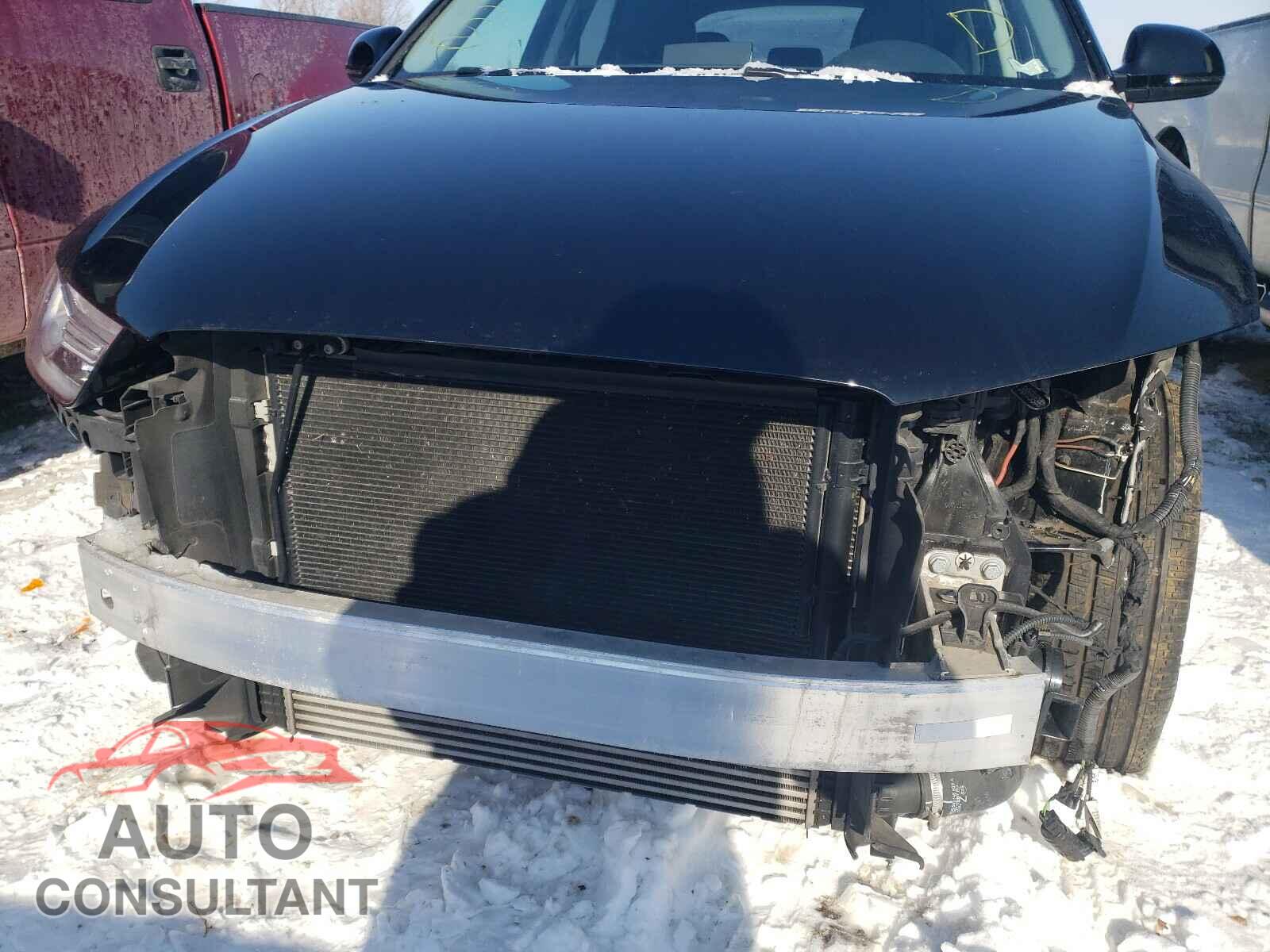 AUDI Q3 2017 - WA1ECCFS7HR013773