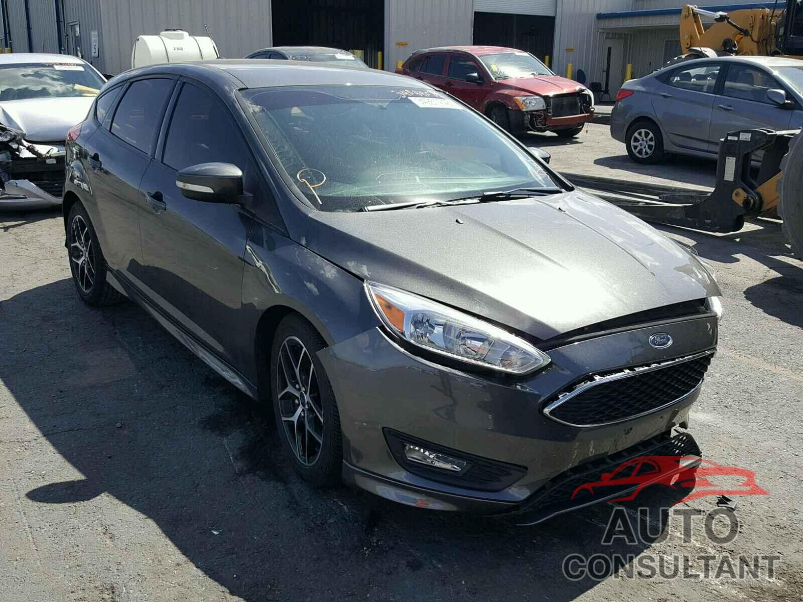 FORD FOCUS 2015 - 1FADP3K24FL358115