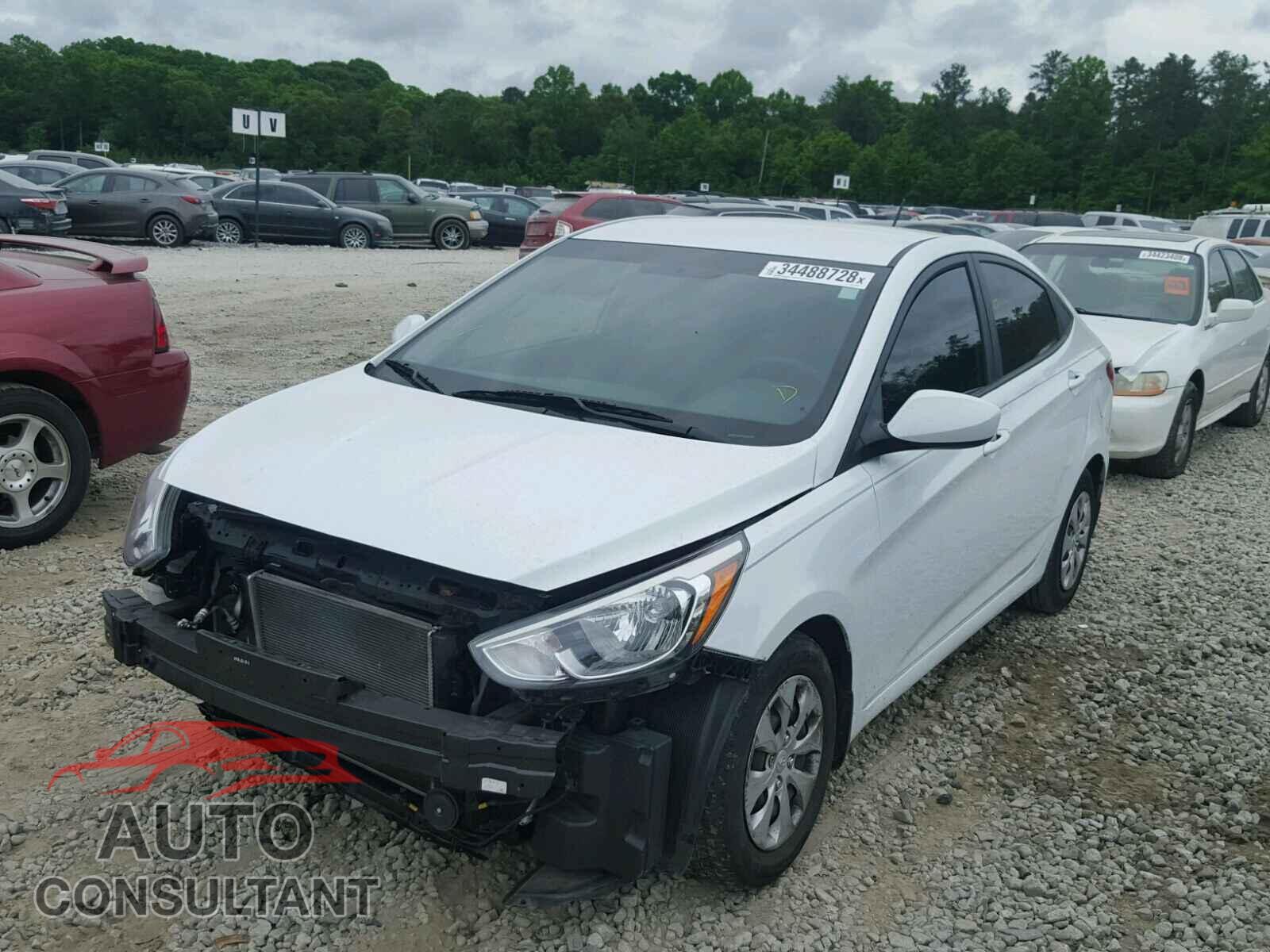 HYUNDAI ACCENT 2016 - KMHCT4AEXGU120179