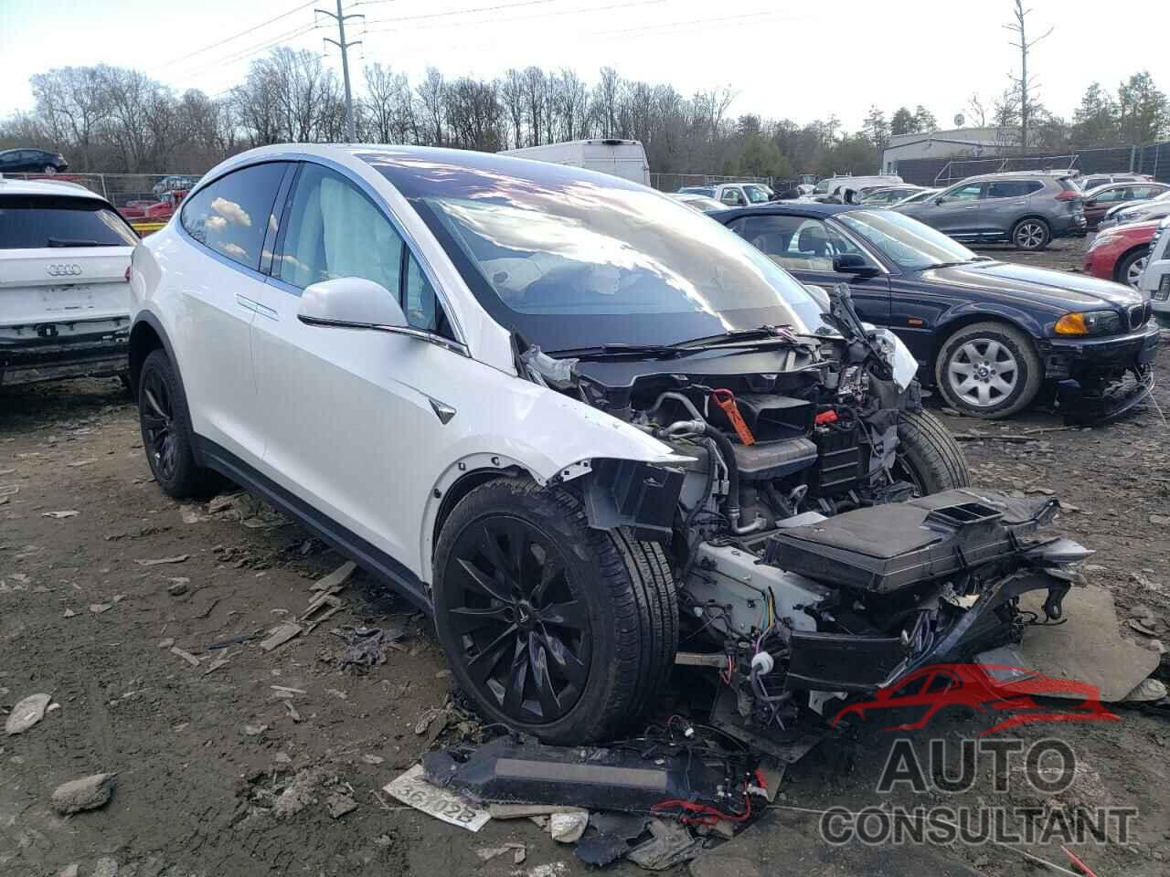 TESLA MODEL X 2018 - 5YJXCBE2XJF137302