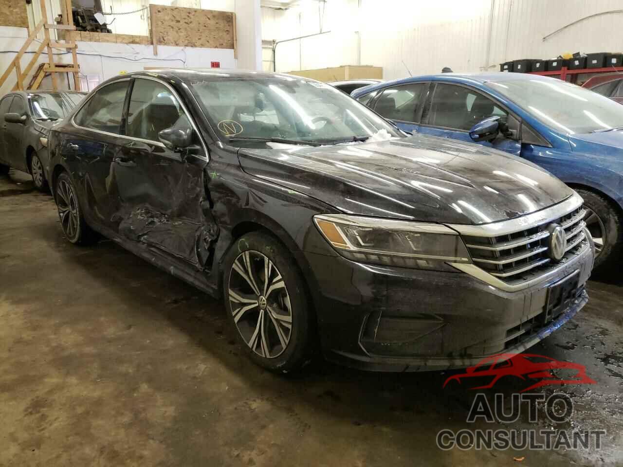VOLKSWAGEN PASSAT 2021 - 1VWSA7A35MC017465