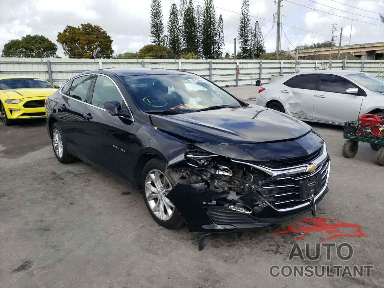 CHEVROLET MALIBU 2019 - 1G1ZD5ST9KF155610