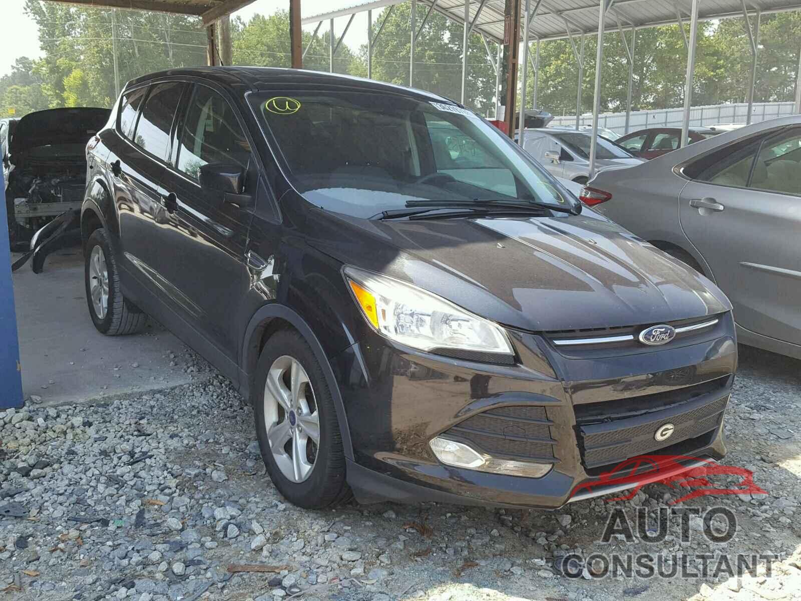 FORD ESCAPE 2015 - 1FMCU0G93FUA10153