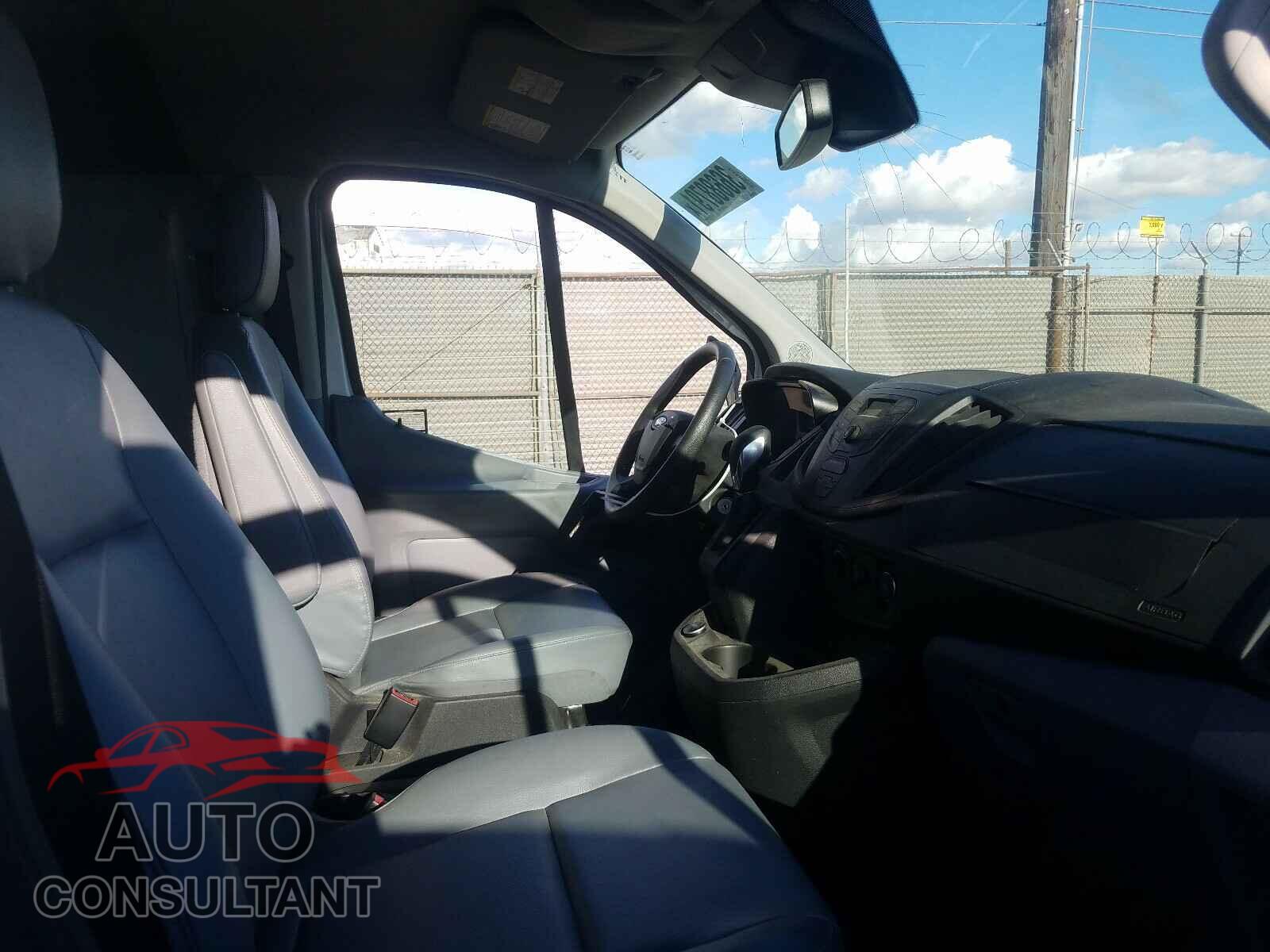 FORD TRANSIT CO 2018 - 1FTYE1ZM3JKB20896